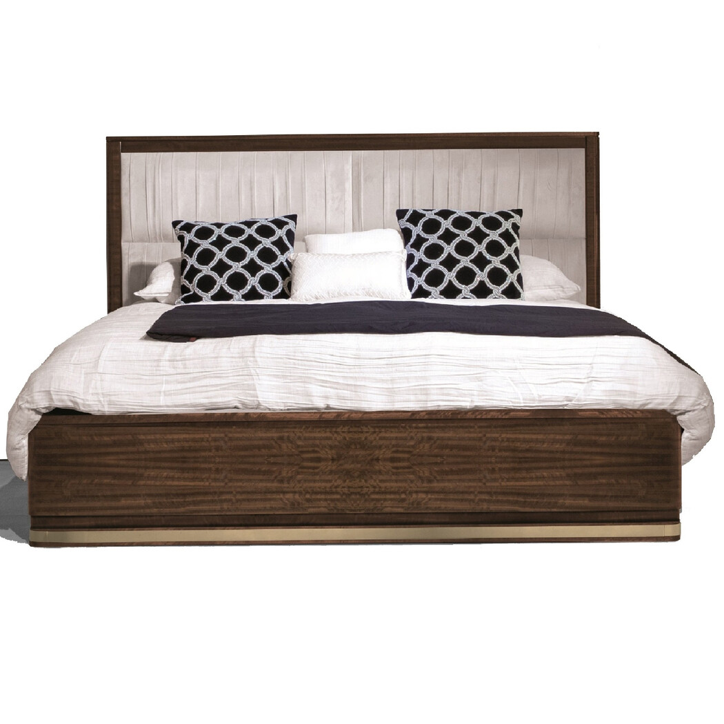 UPHOLSTERED KING SIZE BED (EU)